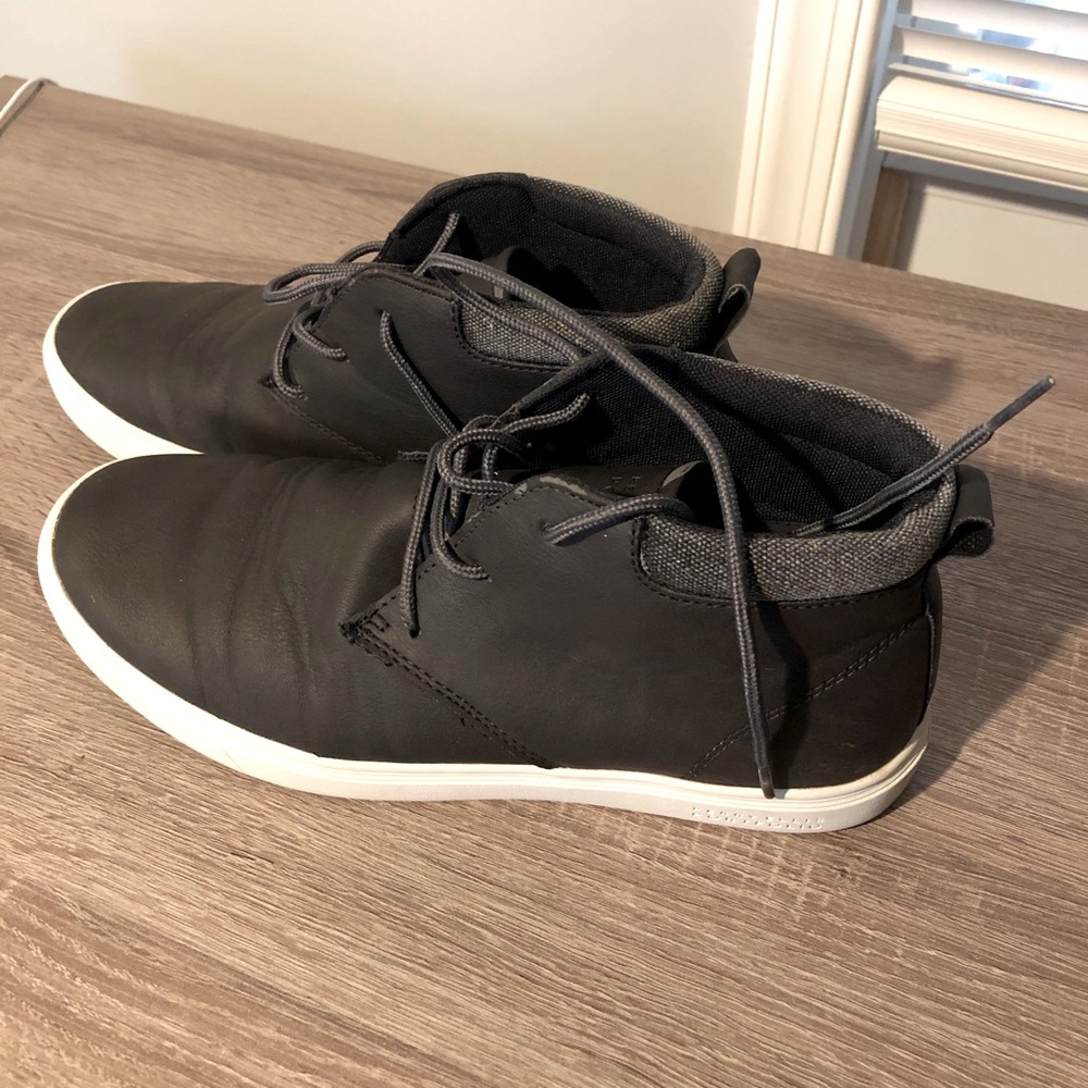 Perry Ellis Causal Shoes